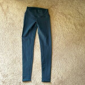 ALO Airlift Leggings